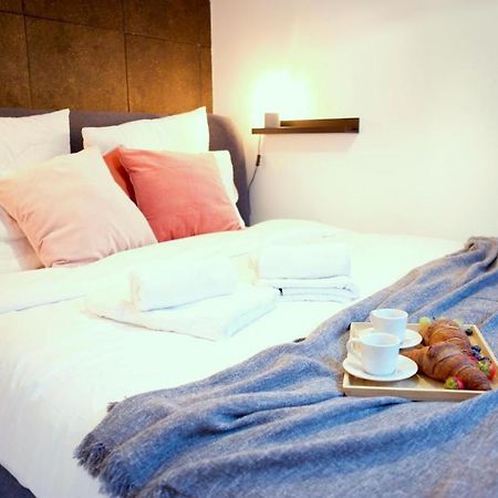 P&O Serviced Apartments Kinowa 바르샤바 외부 사진