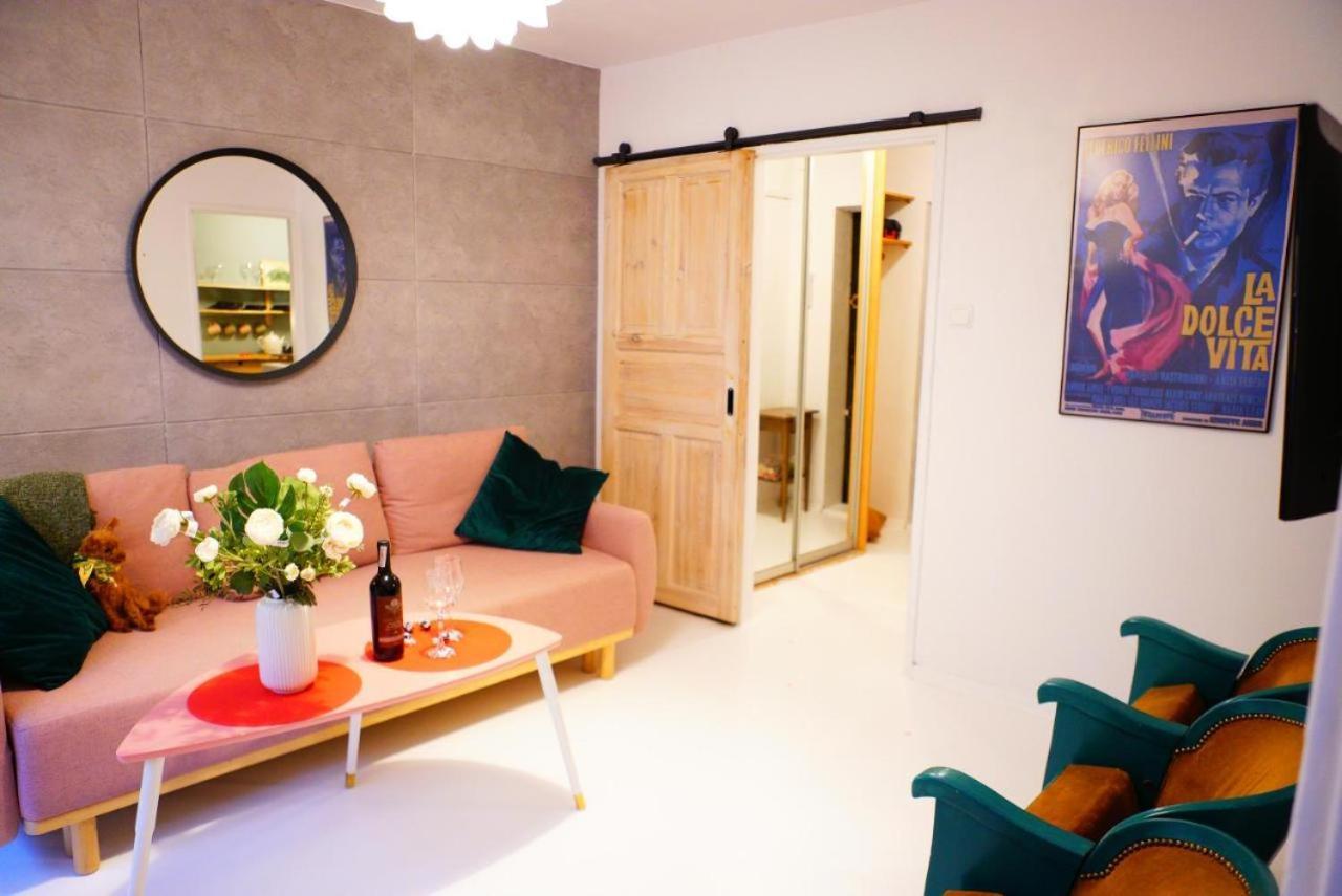 P&O Serviced Apartments Kinowa 바르샤바 외부 사진